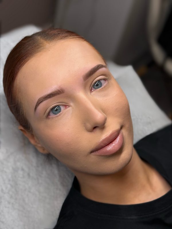 Стилізація брів — результат 1, салон PLACE Варшава