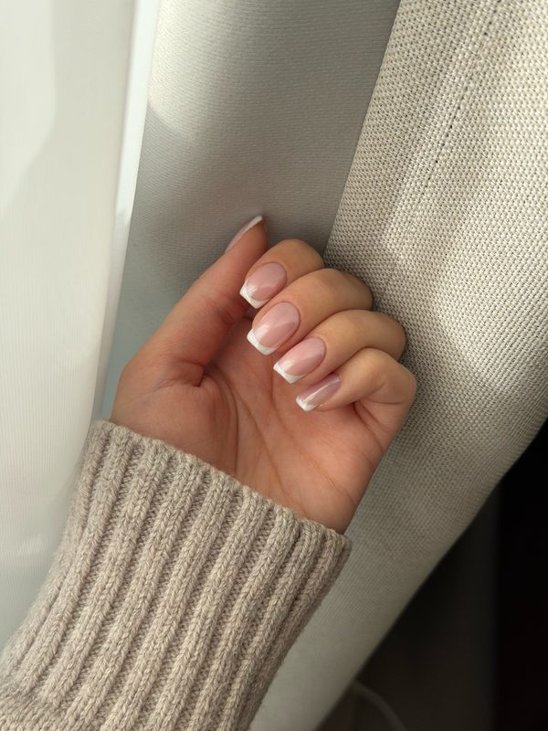 Манікюр — результат 1, салон PLACE Варшава