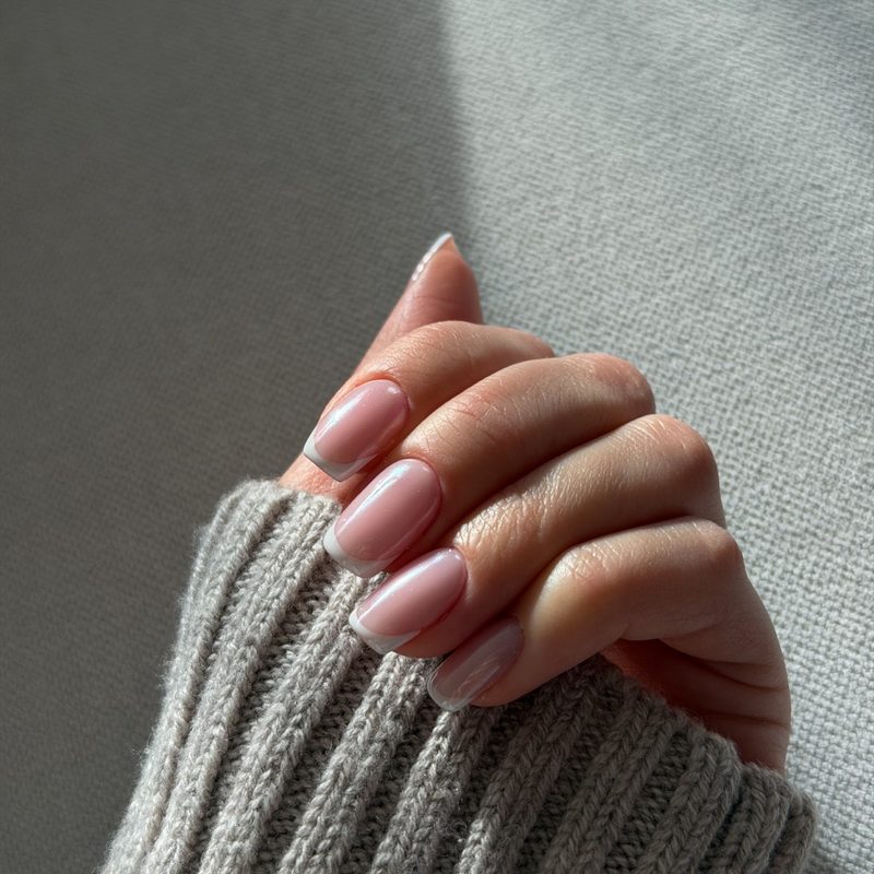 Manicure hybrydowy